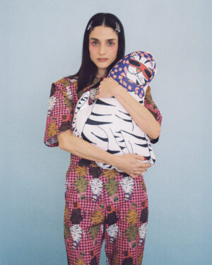 Cat ladies gossip! pillows white/olive green