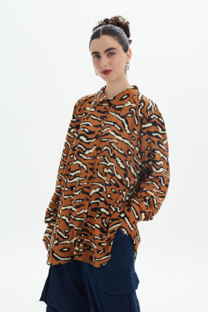 KISS ME TIGER UNISEX SHIRT