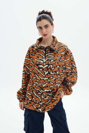 KISS ME TIGER SWEATSHIRT TOP