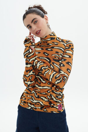 KISS ME TIGER VELVET TOP