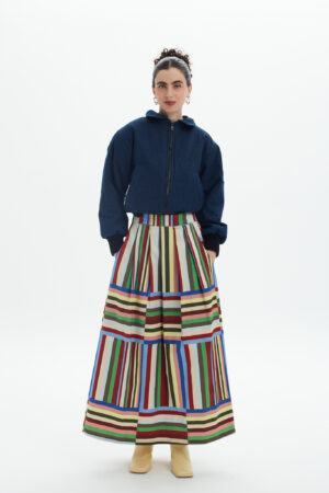 ABOVE TENTS HUGE SKIRT